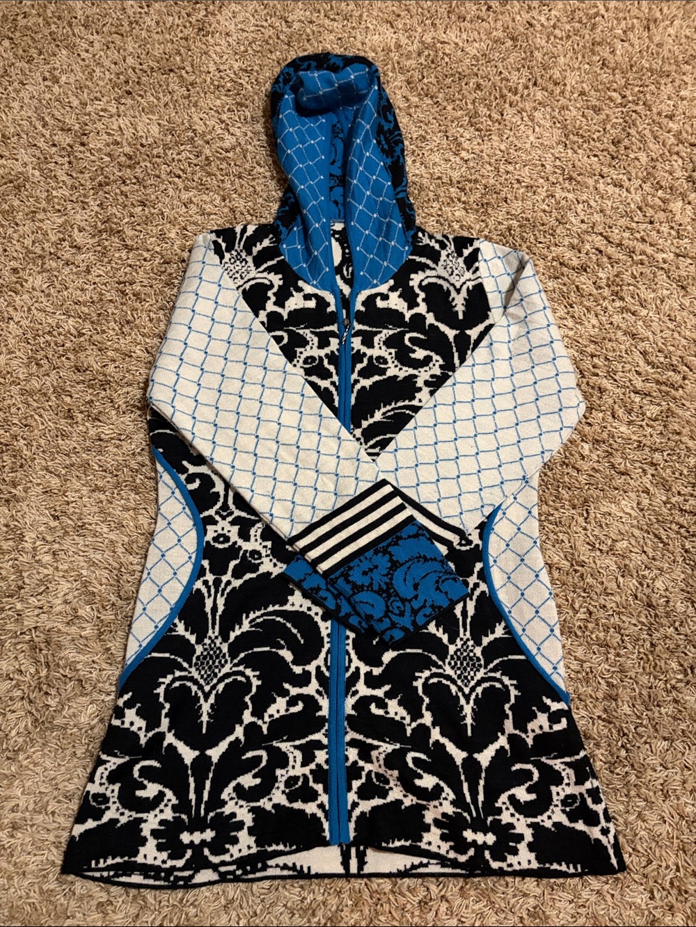 Icelandic Design Blue & Black Patterned Hooded Women's Cardigan size XL